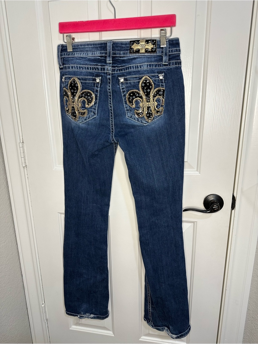 RARE Miss Me Dark Wash Gold Saint Fleur De Lis Mid Rise Bootcut Jeans Sz 30 - Picture 2 of 13